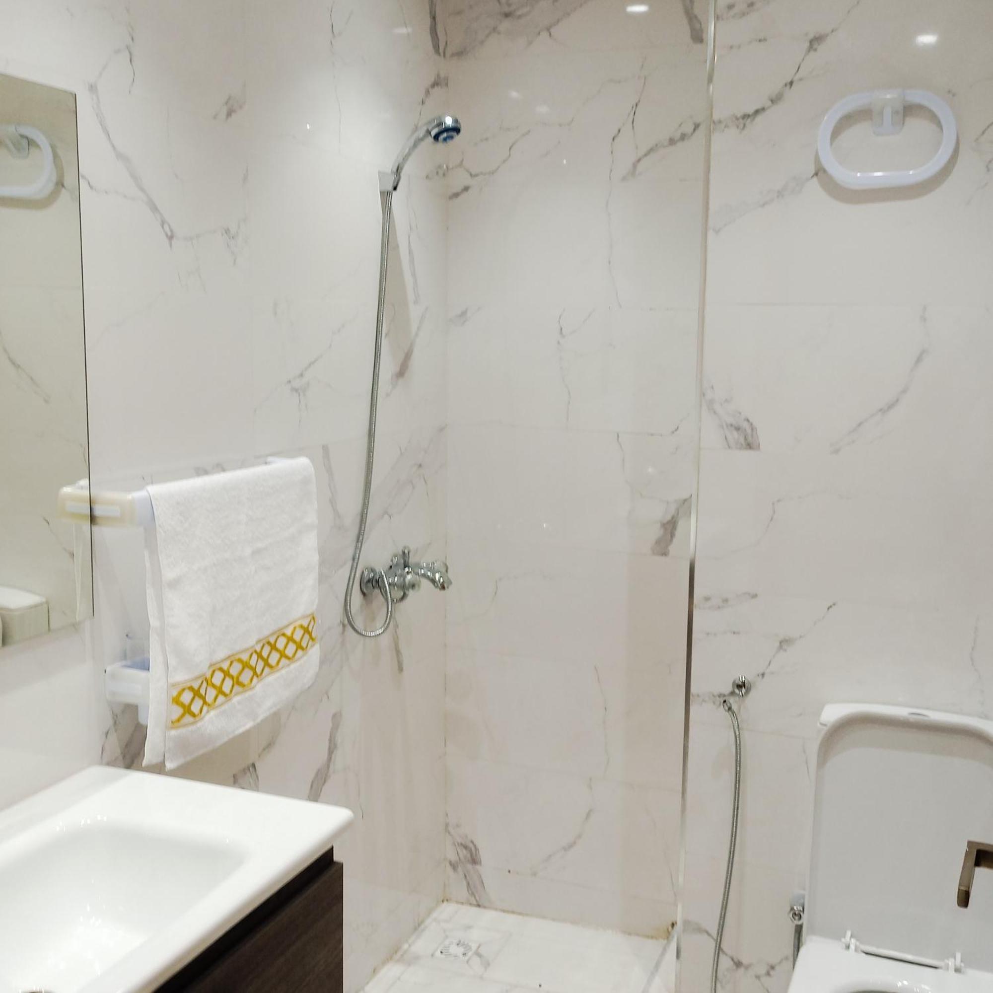 Apartment Super Totalement Neuf Et Climatise A Cote Du Centre Commercial Marjane M2 Tangier