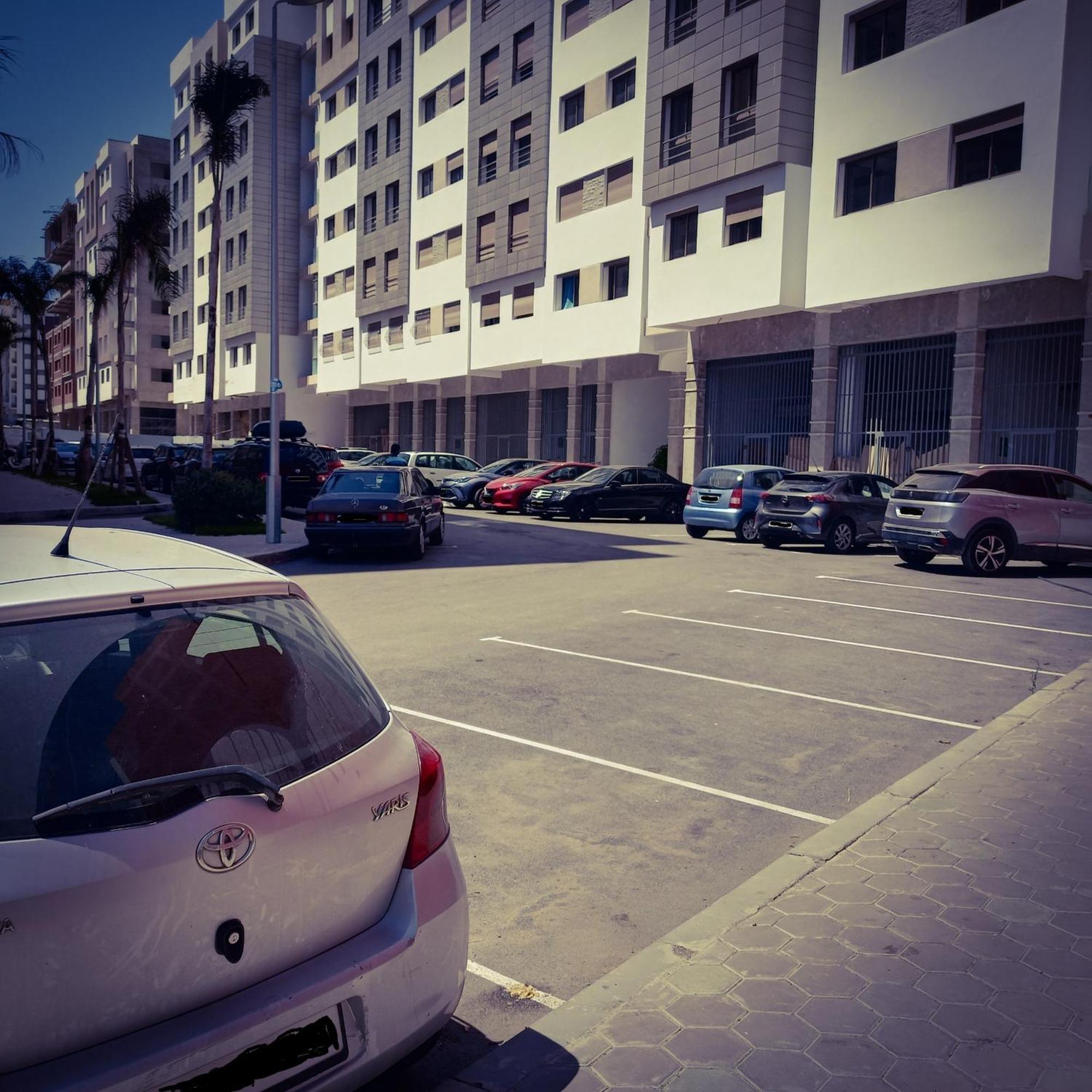 Super Totalement Neuf Et Climatise A Cote Du Centre Commercial Marjane M2 Apartment Tangier